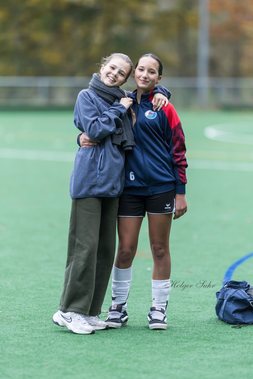 Bild 69 - wCJ VfL Pinneberg - Eimsbuettler TV : Ergebnis: 0:3